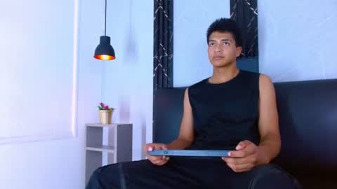 Max Wyatt online show from July 7, 6:55 pm