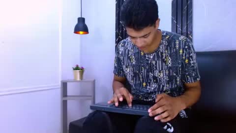 Max Wyatt online show from July 9, 7:17 pm