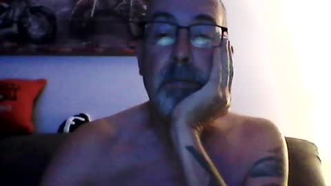 me at home online show from August 2, 10:24 am