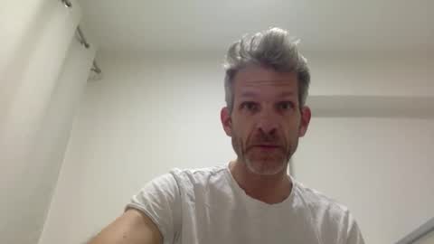 Andres online show from May 7, 8:42 pm