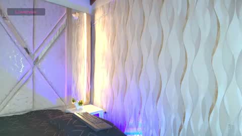 merlin_2026 online show from July 31, 9:24 pm