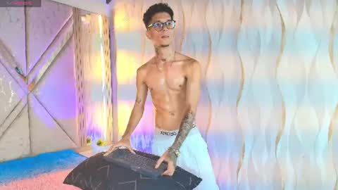 merlin_2026 online show from July 23, 7:22 pm