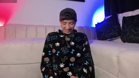 MATHIAS online show from May 12, 4:43 am