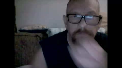 mhitch924 online show from May 11, 2:13 am