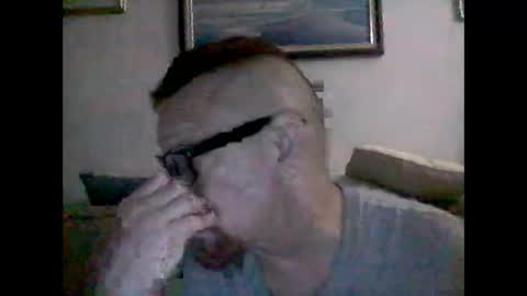 mhitch924 online show from May 21, 1:56 am