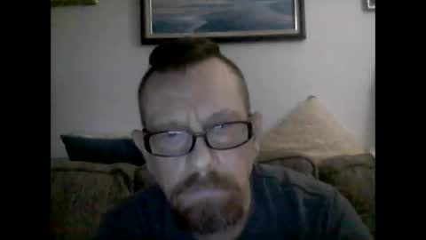 mhitch924 online show from May 7, 1:49 am