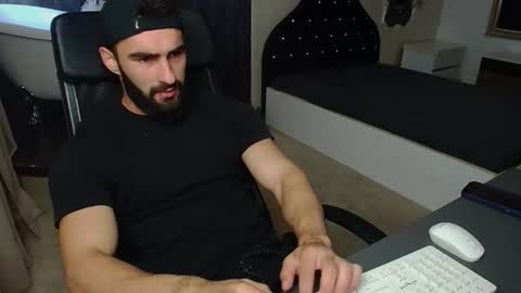 MicahLane online show from July 18, 4:52 am
