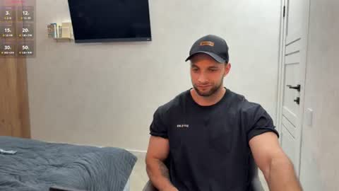 michaelbradley_for_u online show from July 24, 7:54 pm