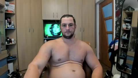 michaelragnar90 online show from July 17, 12:12 pm