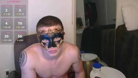 midnightmasc online show from May 10, 2:35 am