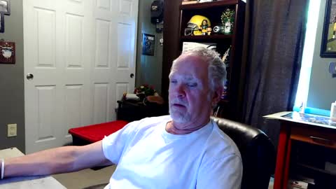 midwestdad09 online show from August 2, 11:25 pm