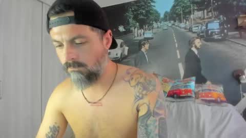 Miguel Angel online show from May 12, 4:37 pm