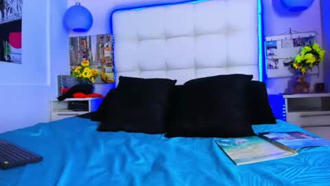 --- Mike --- online show from June 13, 9:45 pm