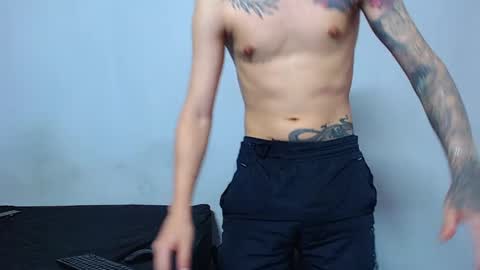 Mike IMDEPENDIENT MODEL online show from May 18, 1:28 pm