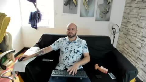 mike lover online show from July 17, 7:31 pm