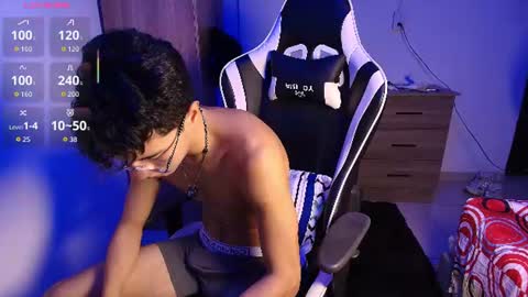 Mike Pineapple online show from July 23, 3:59 am