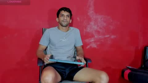 mike_shelby21 online show from June 5, 5:56 am