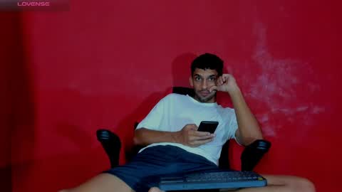 mike_shelby21 online show from May 7, 12:44 am
