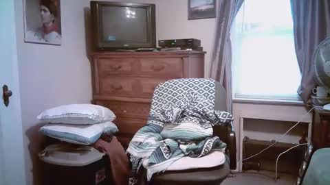 Mike online show from May 4, 11:28 pm