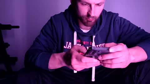 mikhael767676 online show from April 29, 9:10 pm