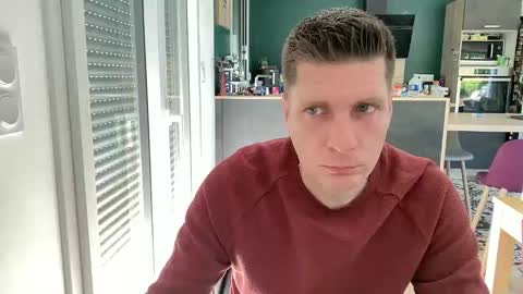 miklp8463 online show from May 20, 7:59 am