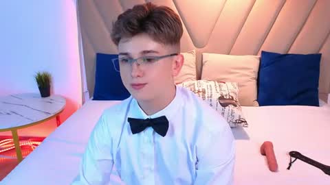 Miles online show from July 16, 9:00 pm
