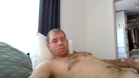 milfhunter195 online show from August 3, 9:04 am