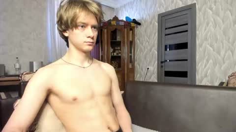 Isaac online show from June 16, 4:59 am