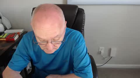 millenium0129 online show from May 18, 6:23 pm
