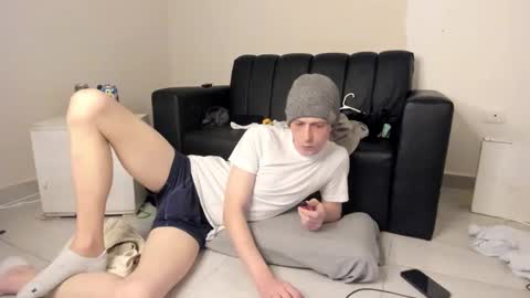 SlimnHungOH online show from May 12, 11:57 pm