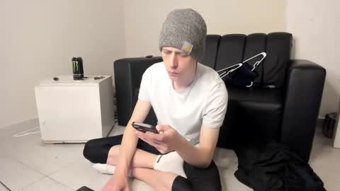 SlimnHungOH online show from May 11, 10:40 pm