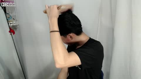 mingkla_man online show from June 7, 11:28 am