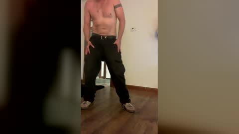minimekez online show from May 23, 12:43 pm