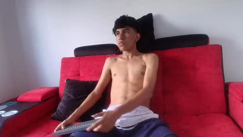 mister_jhonxxx online show from December 26, 8:42 pm