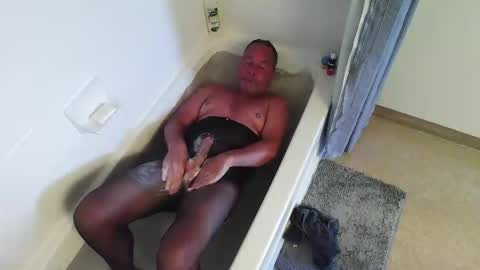 mjeffrey460699861 online show from April 30, 9:08 pm