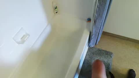 mjeffrey460699861 online show from May 9, 6:42 pm