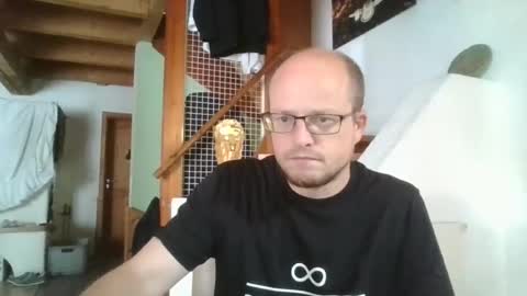 moe alias mnebram online show from July 19, 2:34 pm