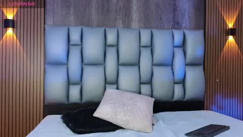 mohamed_malik online show from May 21, 12:20 pm