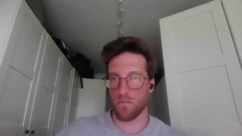 moms_little_monster online show from May 11, 9:11 am