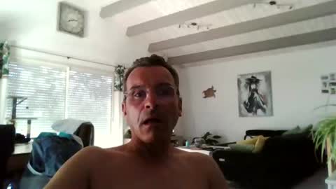 mondess69 online show from July 4, 6:11 pm