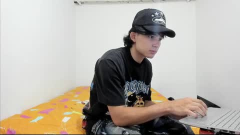 monky_0002 online show from May 2, 6:10 pm