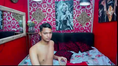 duohot23 online show from July 30, 9:25 pm