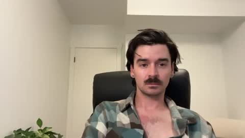 moustachematt online show from June 12, 3:05 am