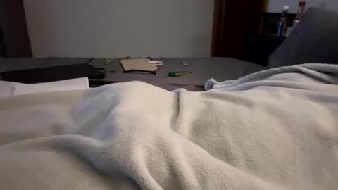 Sequoia-Cocked Hombre de Sur online show from April 30, 12:01 pm