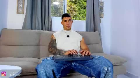    online show from July 18, 9:31 pm