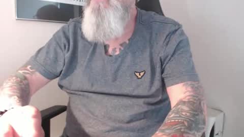 mr_boombastic2021 online show from May 22, 8:30 am
