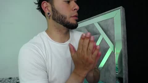 Dominic online show from April 25, 6:27 am