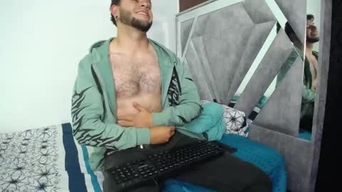 Dominic online show from May 2, 6:49 am