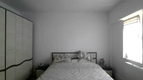 mr_i_ online show from June 29, 10:37 am