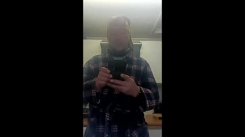 mr_i_ online show from May 20, 6:09 am